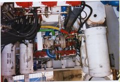 Hydraulic rams that propelled the 7M tunnelling machine.